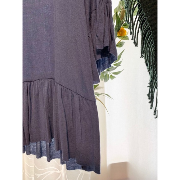 Blue, short sleeve top. - Picture 3 of 3